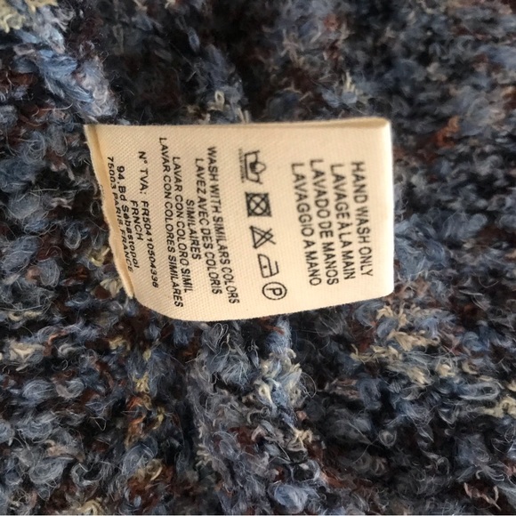 NWT. FRNCH Paris cardigan , OS, ( MRSP  $130) - Picture 14 of 16